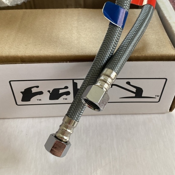 Delta Single Handle Lavatory Faucet 567LF-PP new open box. - Picture 3 of 5